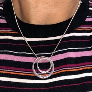 Silver toned rhinestone necklace